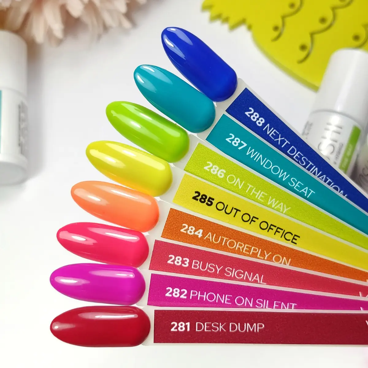 YOSHI Gel Polish No. 281 Desk Dump 6ml | Yoshi | Red YOSHI Gel Polish No. 281 Desk Dump 6ml - Image 6